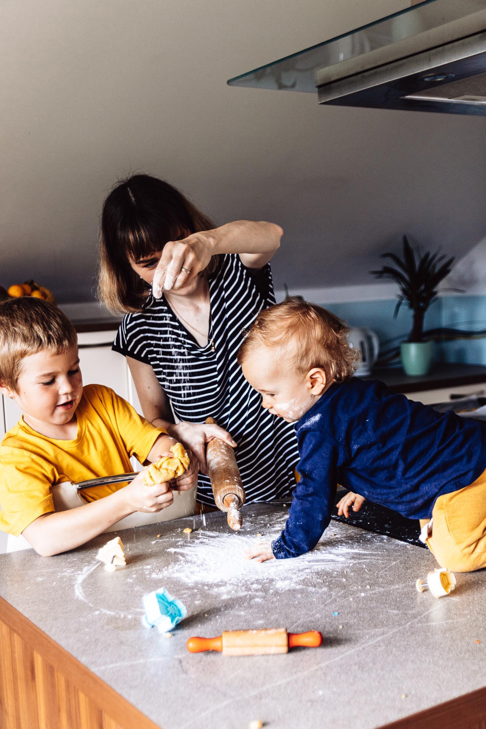 Družinsko fotografiranje s piškotami pri vas doma