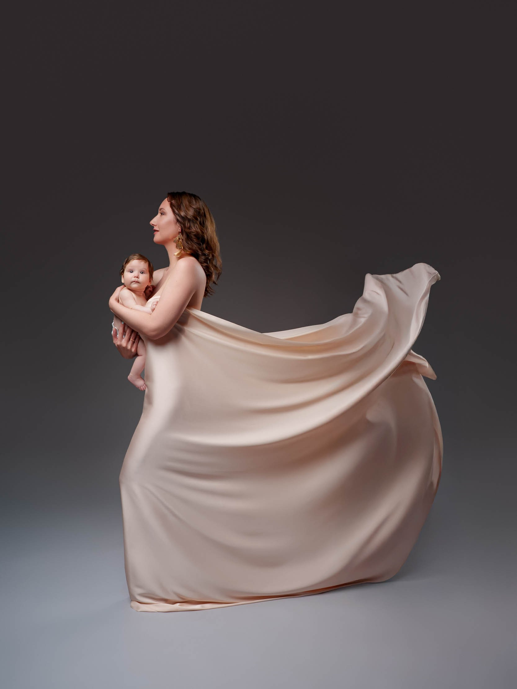 Profesionalna fotografija, družinski portret, fotograf Ljubljana. Elegantna fotografija, studio fotografije.