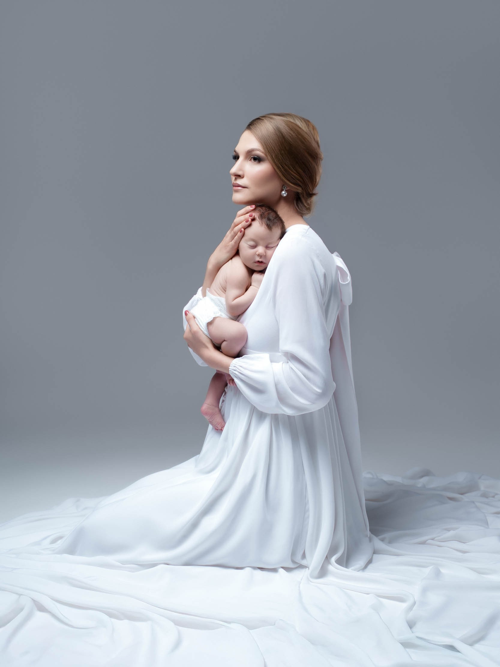 Profesionalna fotografija otrok, elegantna fotografija, foto studio Ljubljana, otroška fotografija.